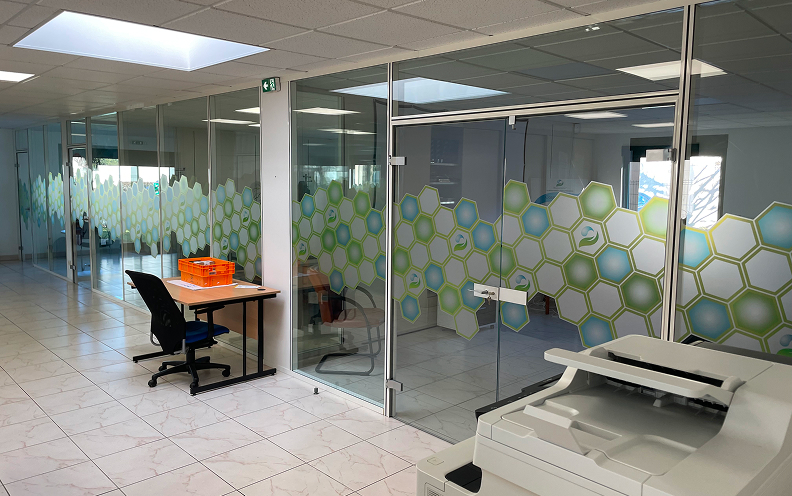 Vitrophanie pour Biocosmethic